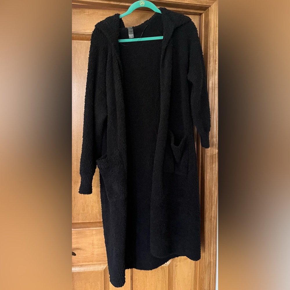 Lou & Gray Black Fuzzy Sweater